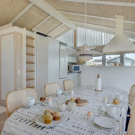 Rajna - 95m To The Fjord By Interhome