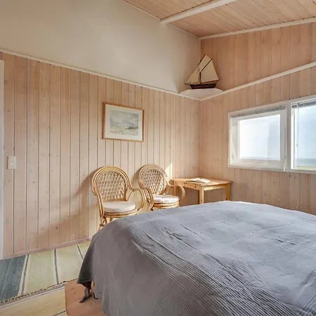 Rajna - 95m To The Fjord By Interhome Feriehus