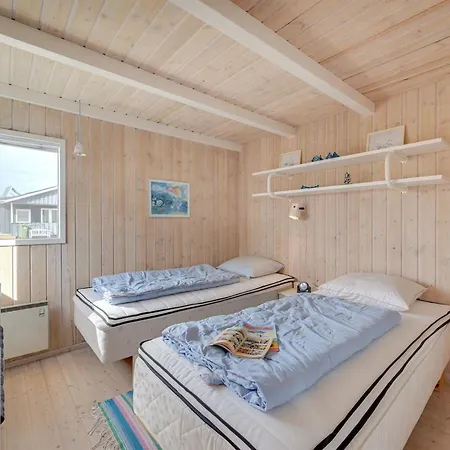 Rajna - 95m To The Fjord By Interhome *