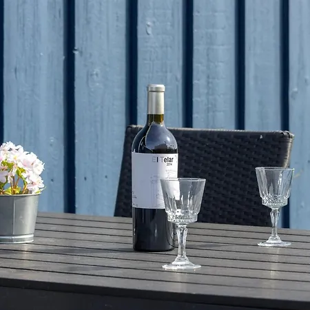 Feriehus Rajna - 95m To The Fjord By Interhome
